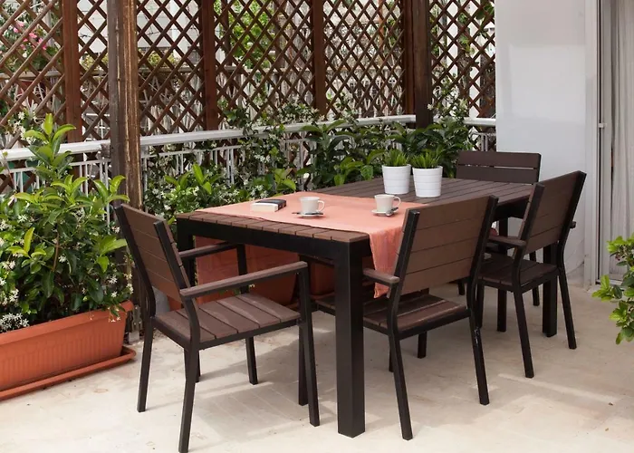 Homz Ah02 Kolonaki Penthouse Studio